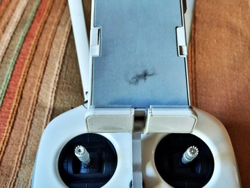 Selling: Control remoto Phantom 4 Pro Impecable !