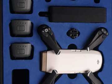 Selling: Dji Spark Fly More Combo