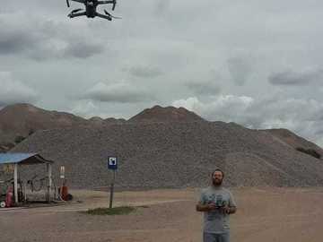 Dronero: Alquiler de Drone con Piloto
