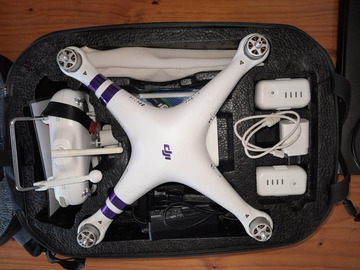 Selling: DJI PHANTOM 3 STANDARD