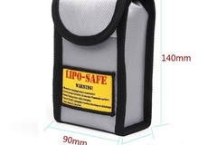 Selling: BOLSA IGNIFUGA PARA VARIOS MODELOS DE BATERIAS