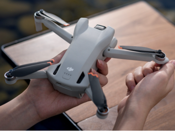 Venta: DJI Mini 3 Fly More Combo (DJI RC con pantalla) USD 800